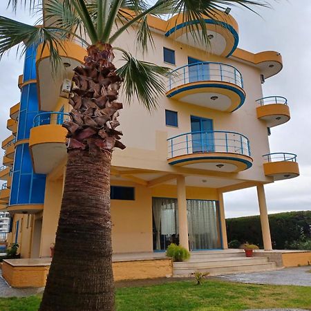 Aparthotel Eleart à Golem  Extérieur photo