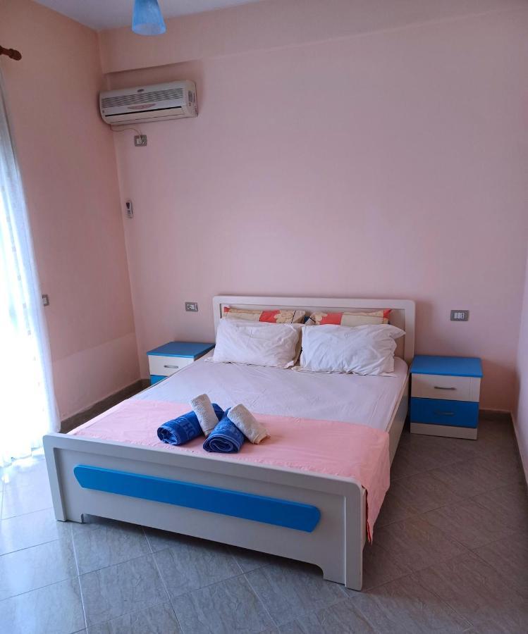 Aparthotel Eleart à Golem  Extérieur photo